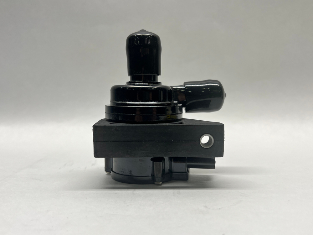 Жидкостная помпа - насос, 12 Вольт, 16-20 мм, дополнительная, для китайских ПЖД с GSM модулем, с разъемом 3 Click pin (1 шт.)