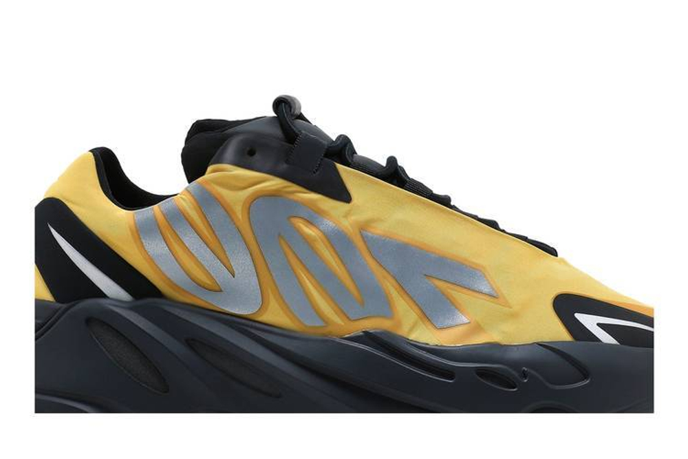 Кроссовки Adidas Originals Yeezy Boost 700 Mnvn Honey Flux