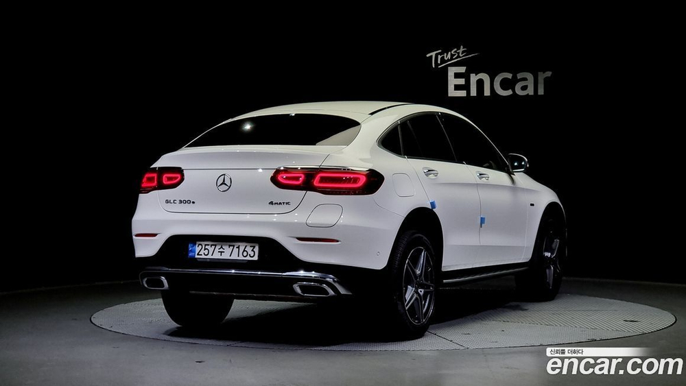 Mercedes-Benz GLC-Class X253 GLC300e 4MATIC Coupe (12.2021)