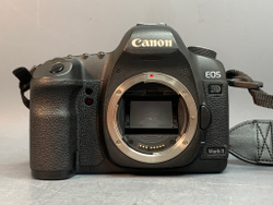 Canon 5D Mark II Body 32746 Кадров