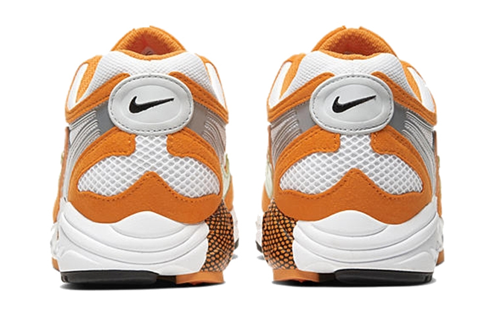 Кроссовки Nike Air Ghost Racer Orange Peel