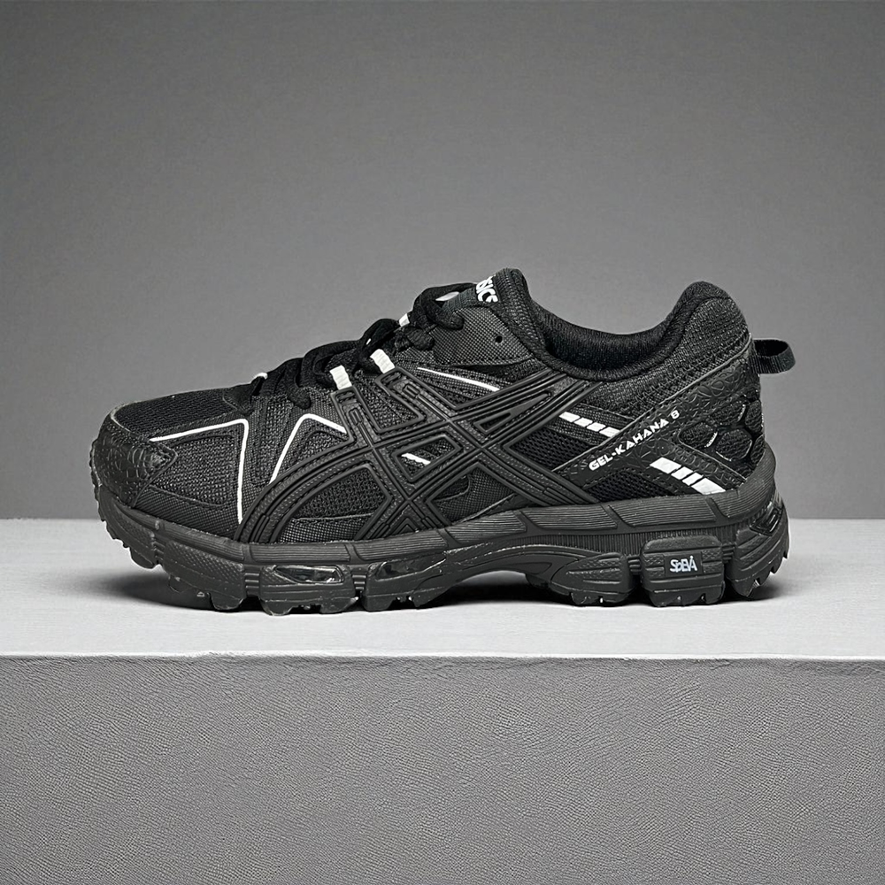 Asics Gel-Kahana 8 • Black Line White