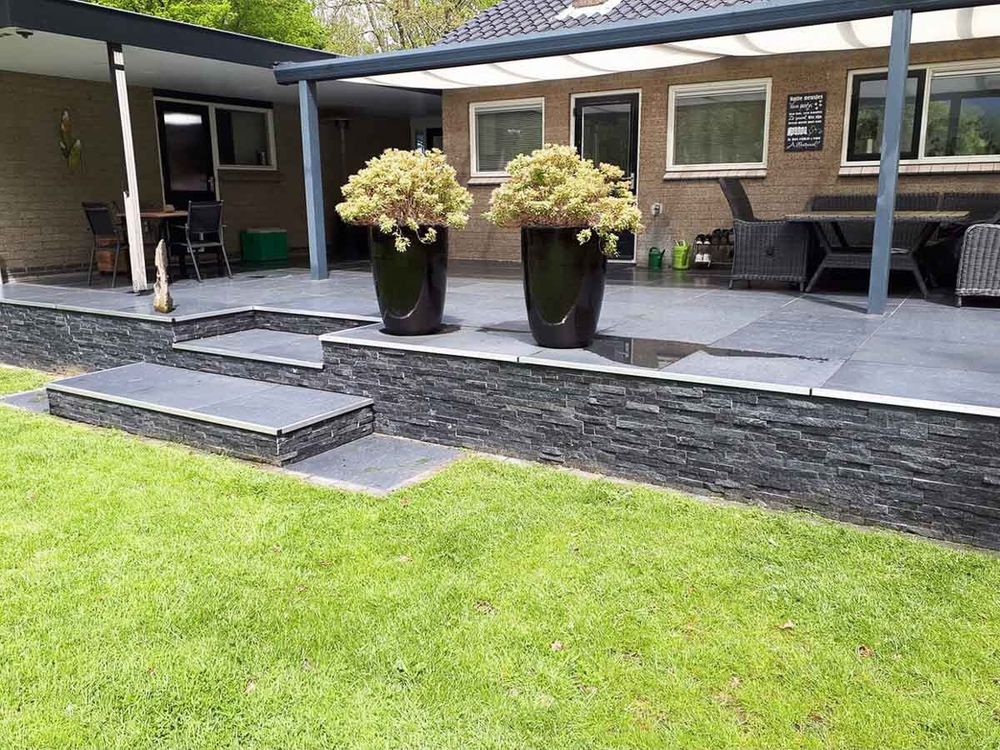 Натуральный камень Кварцит черный Pharaon 150x600x10-20 Классик