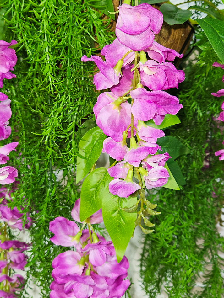 Искусственные цветы Акация лиловая с зеленью в подвесном кашпо