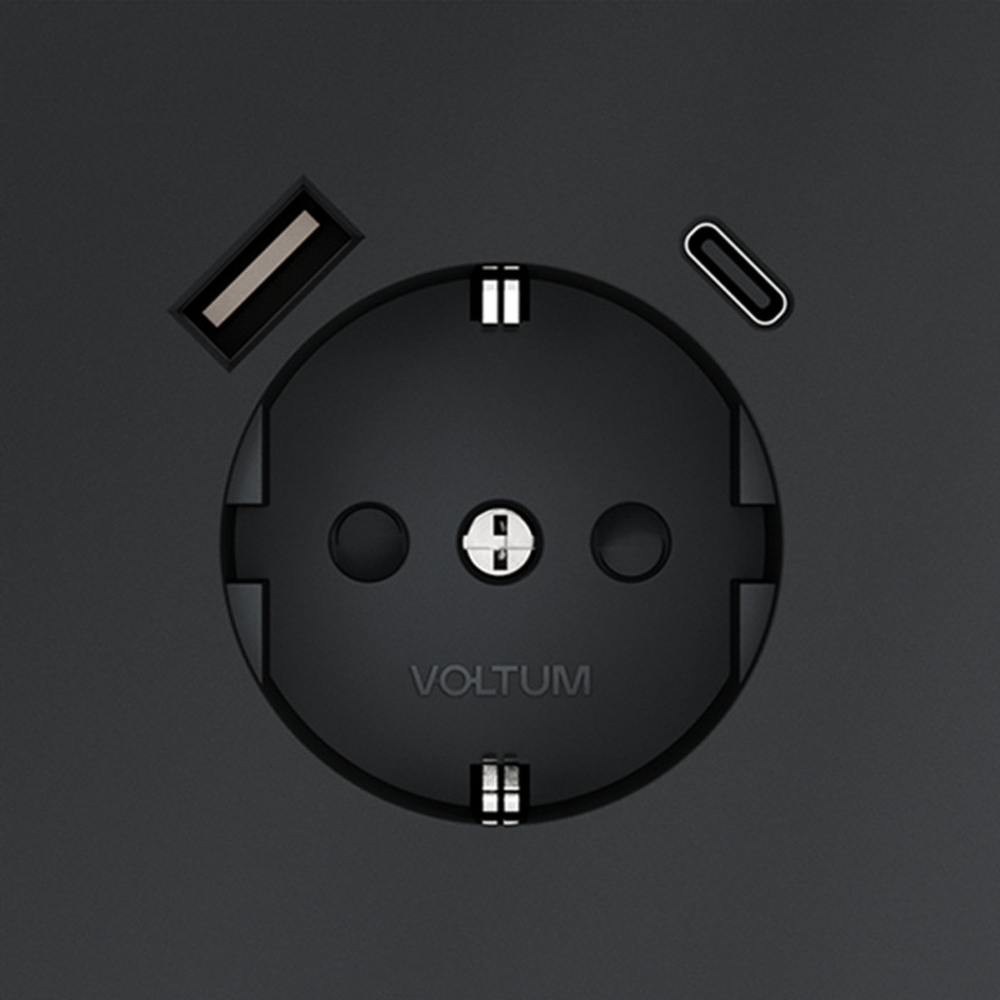 Розетка встраиваемая VOLTUM S70 с заземлением и защитными шторками, 16А, с USB, A+С, (графит)