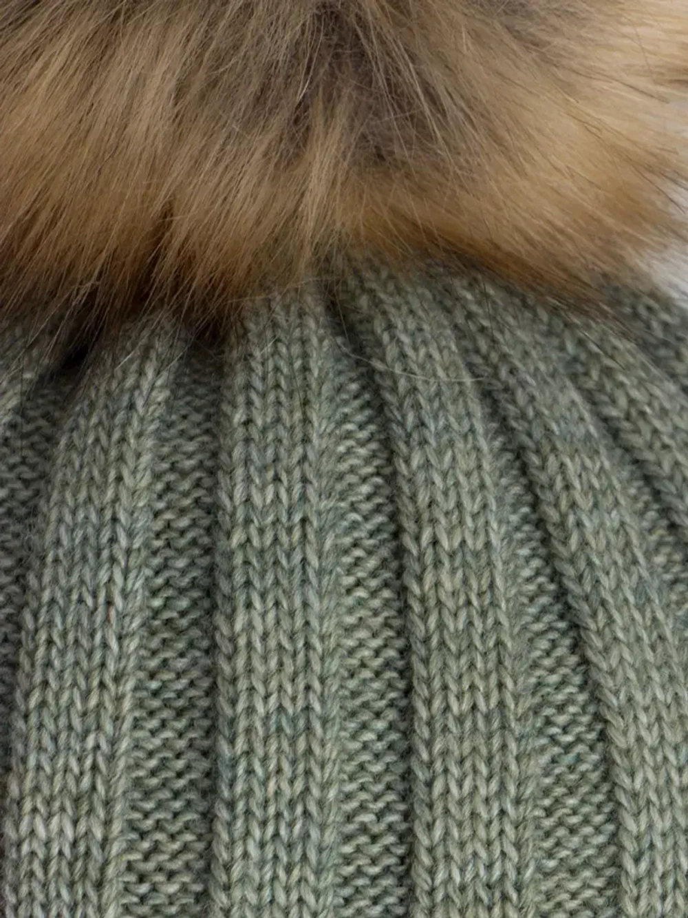 Шапка для мальчика зимняя и снуд