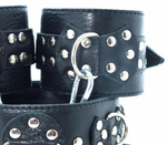 Комплект кожаных БДСМ-аксессуаров с клёпками (Цвет: черный)