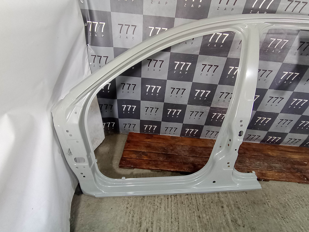 Боковина левая LADA Vesta SW 15-нв Новая Оригинал 8450102327