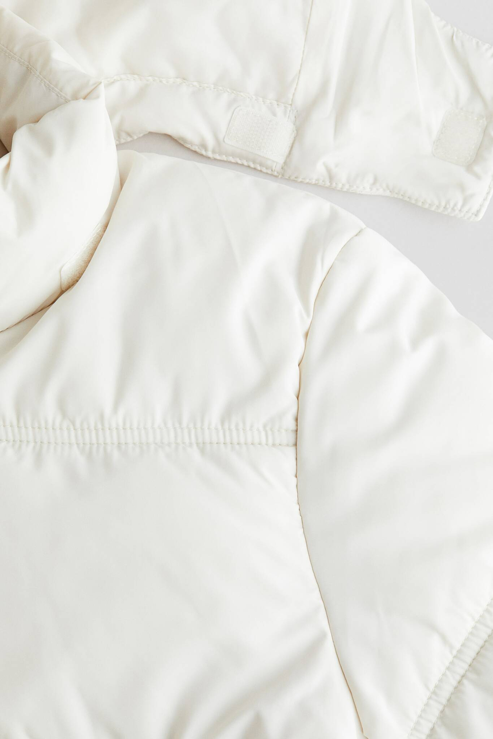 H&M Пуховая куртка с капюшоном, кремовый