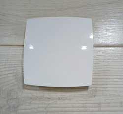 Защитная решётка от комаров для вентиляционного вентилятора.