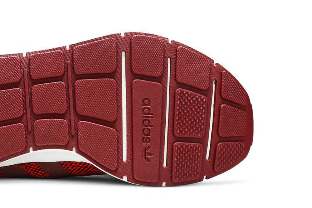 Кроссовки Adidas Originals Swift Run