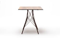 "Конте" интерьерный стол из HPL 70x70см, цвет "дуб"