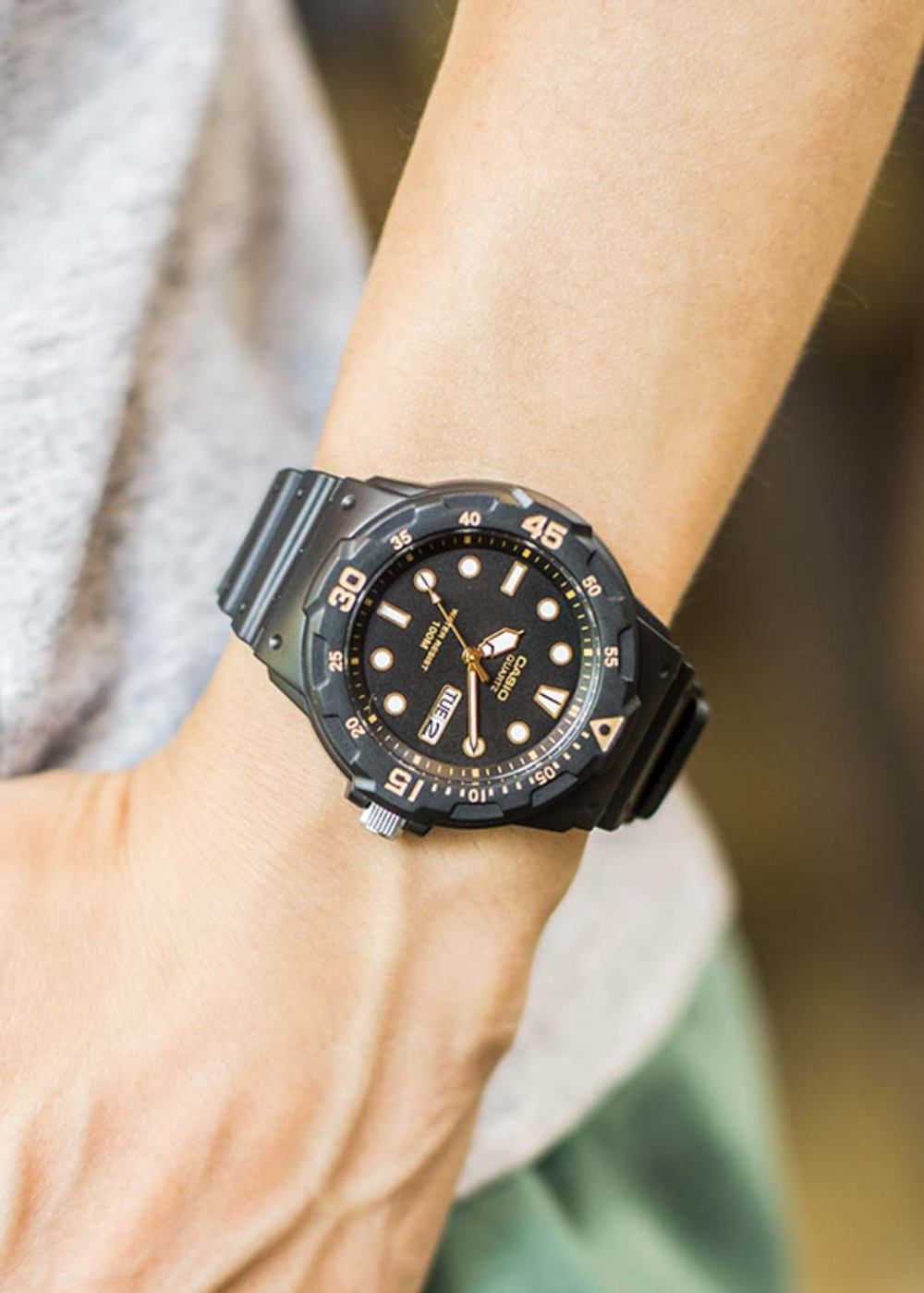 Часы Casio MRW-200H-1E