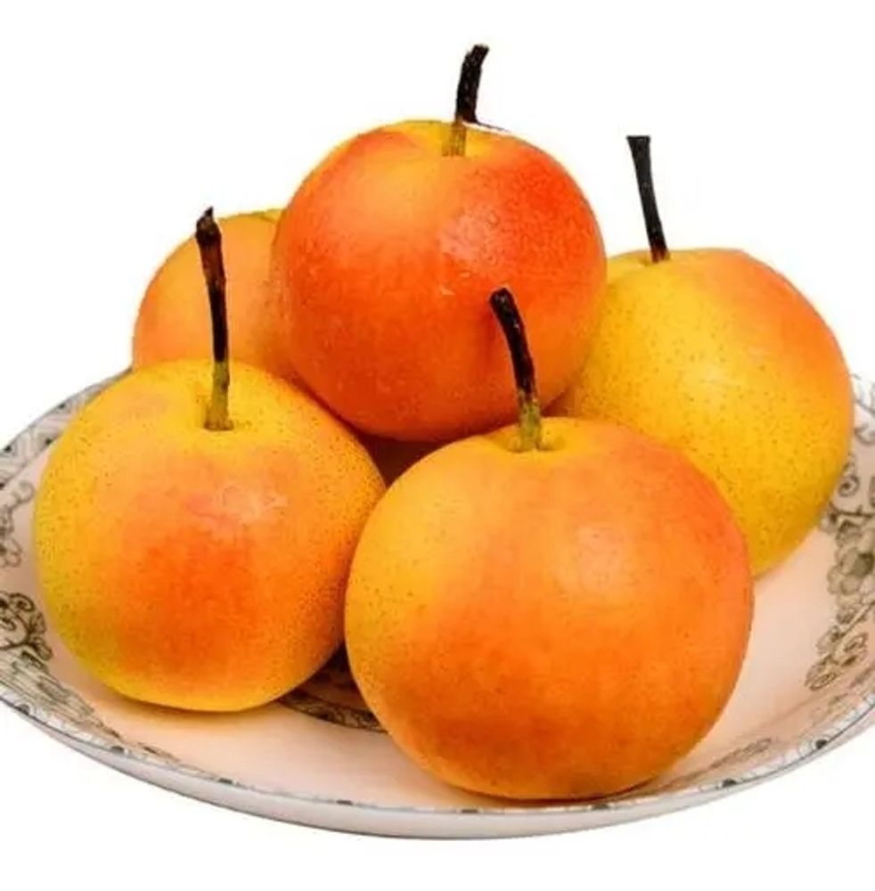 Желтая китайская груша