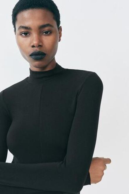 ZARA ЛОНГСЛИВ С ВОРОТНИКОМ-СТОЙКОЙ, ЧЕРНЫЙ