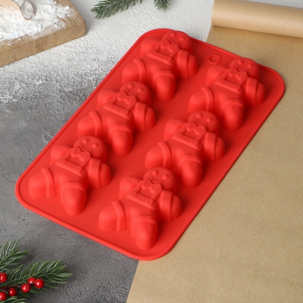 Форма силиконовая "Новый год. Имбирный пряник" 6 ячеек, 28*27 см.