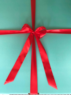 Воздушные шары три кота Коржик Карамелька Компот большая коробка сюрприз бирюзовая №3380