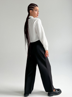 Рубашка Лили fashion 9118 укороченная однотонная с нашивкой и галстуком