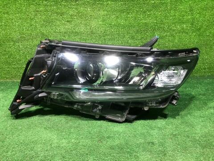 Фара левая Toyota Land Cruiser Prado 150 (2017-н.в.) LED