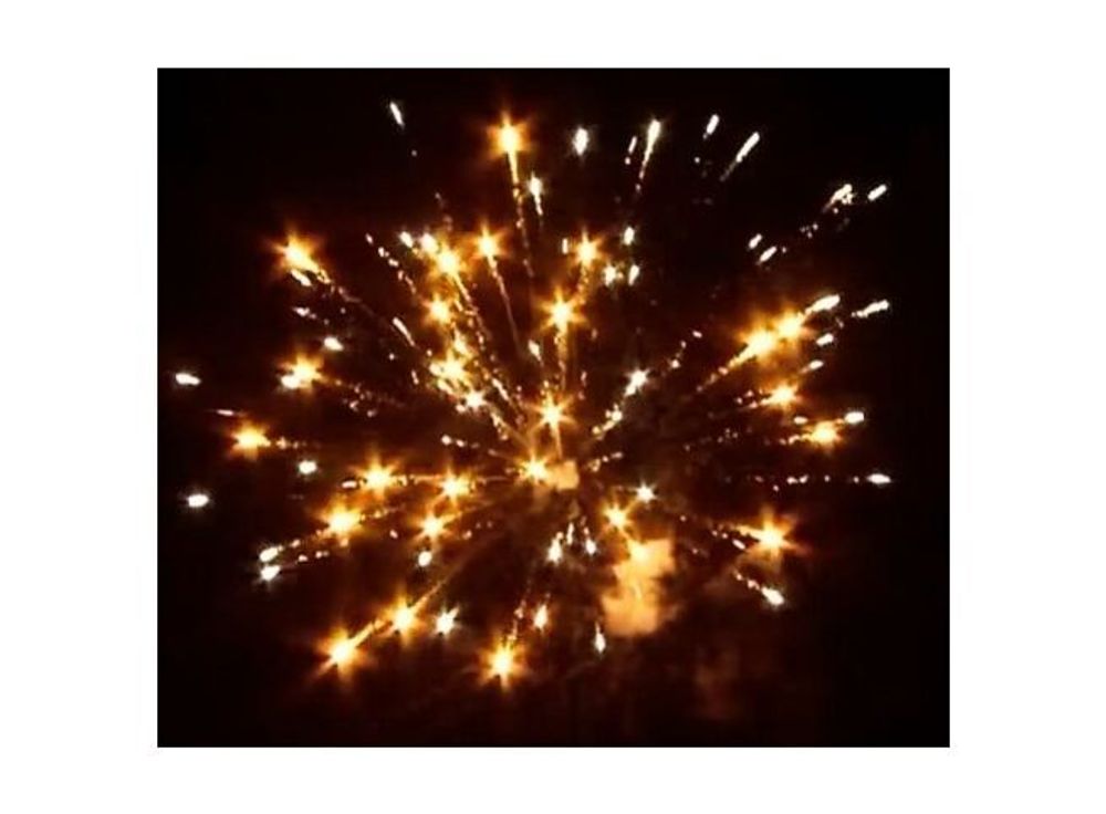 Батарея салютов «SILVER STROBE»    1"/16 залпов