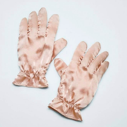 Шелковые перчатки для сна Silk Shiny Night Gloves Cogit