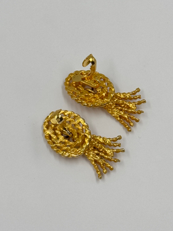 Клипсы с кисточками
