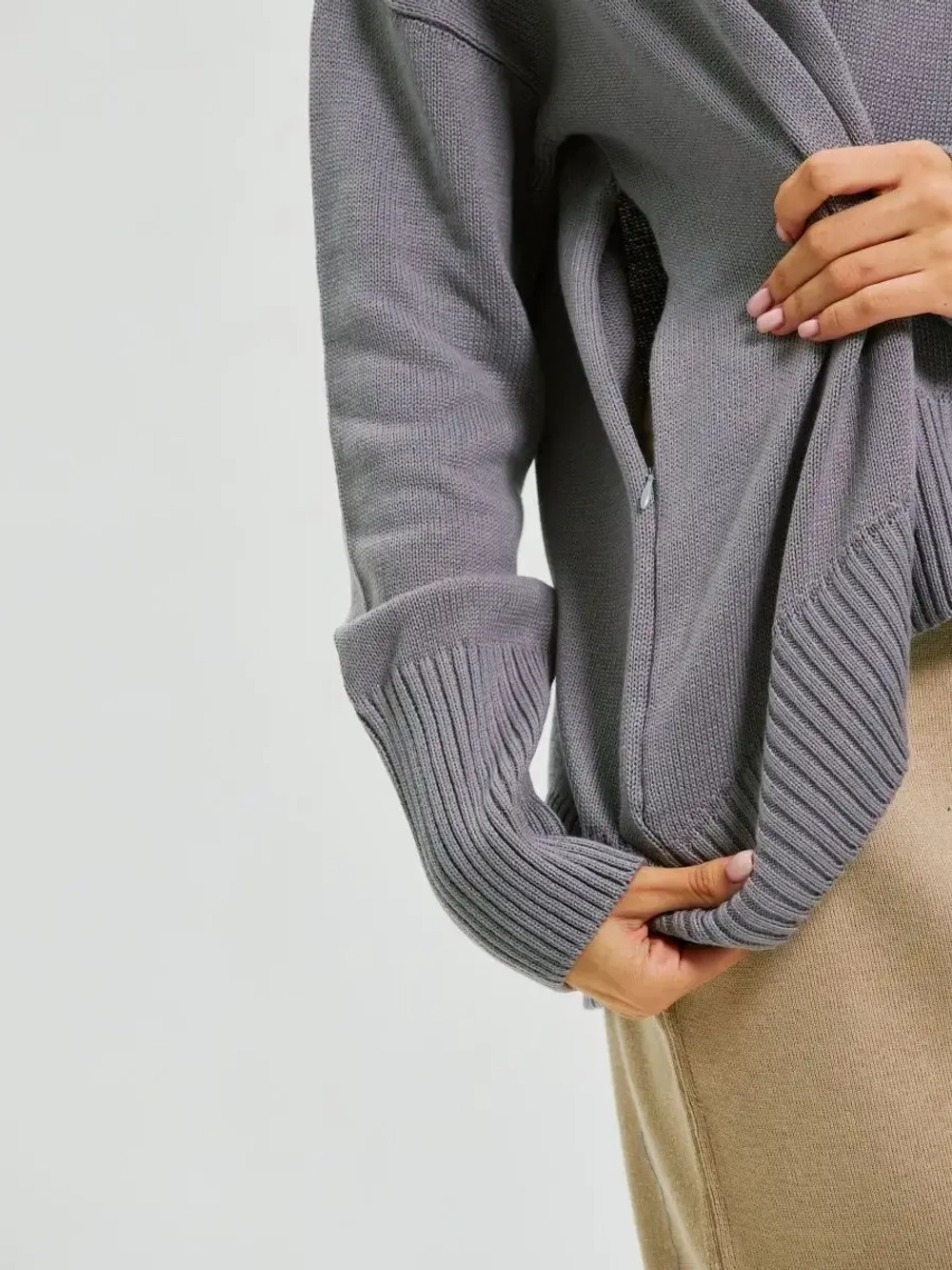 Джемпер для беременных и кормящих мам