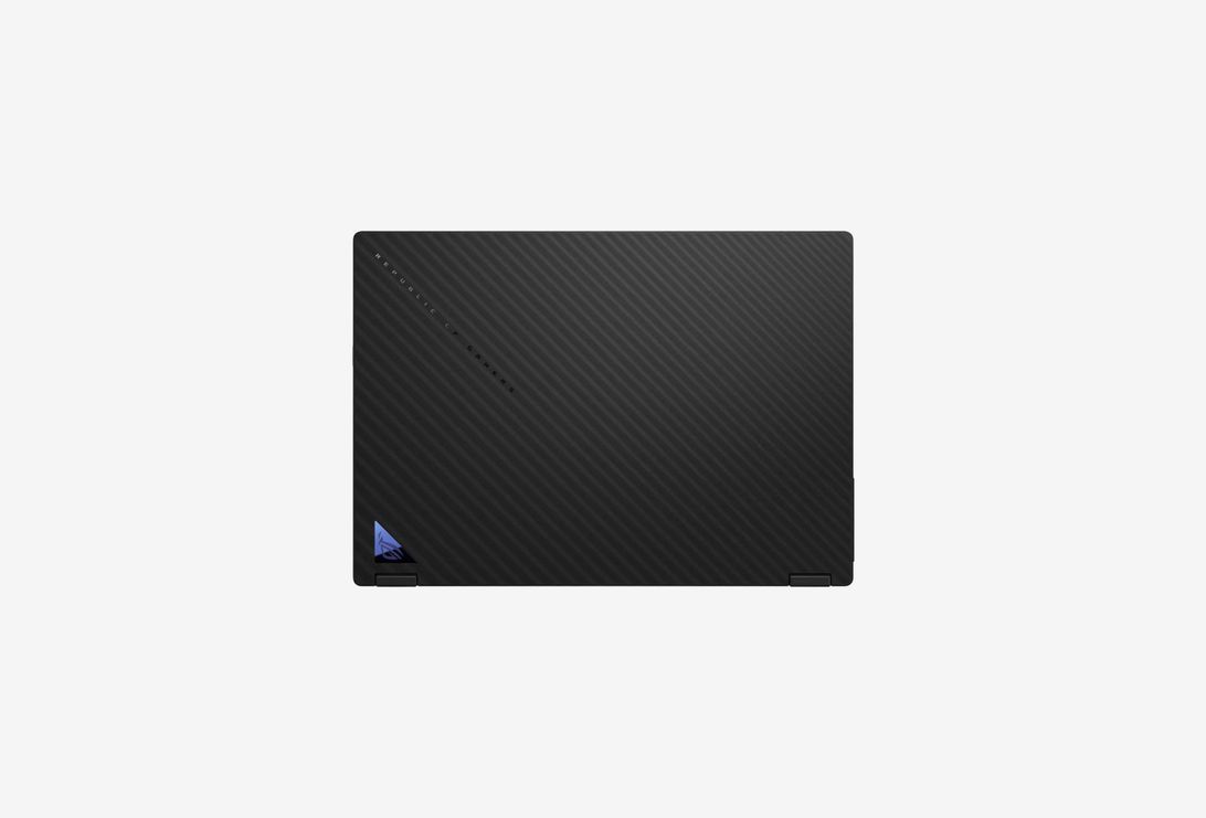 GV302XV-MU020W_0725705080829