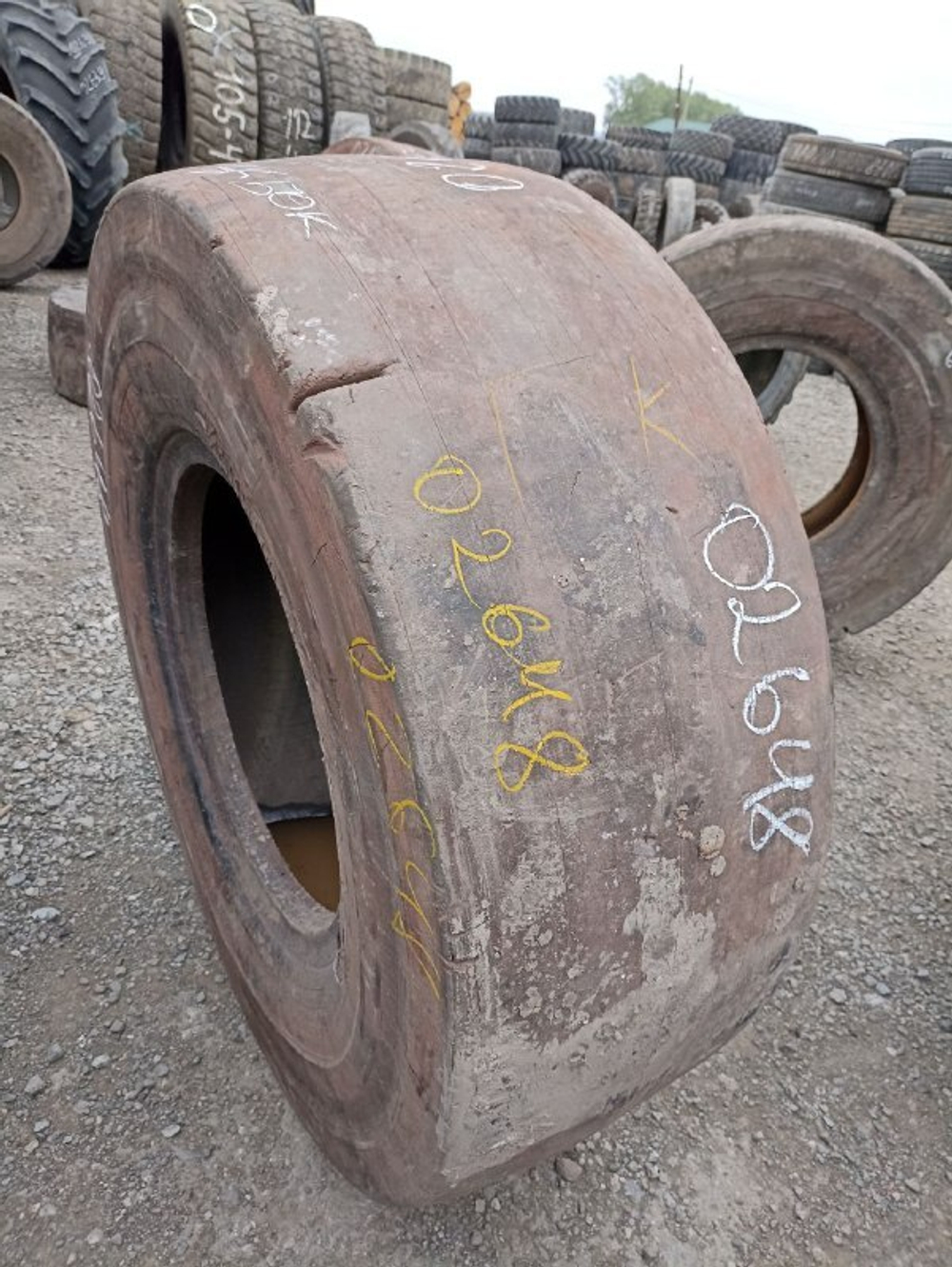 17.5R25 Bridgestone VSMS шина б/у