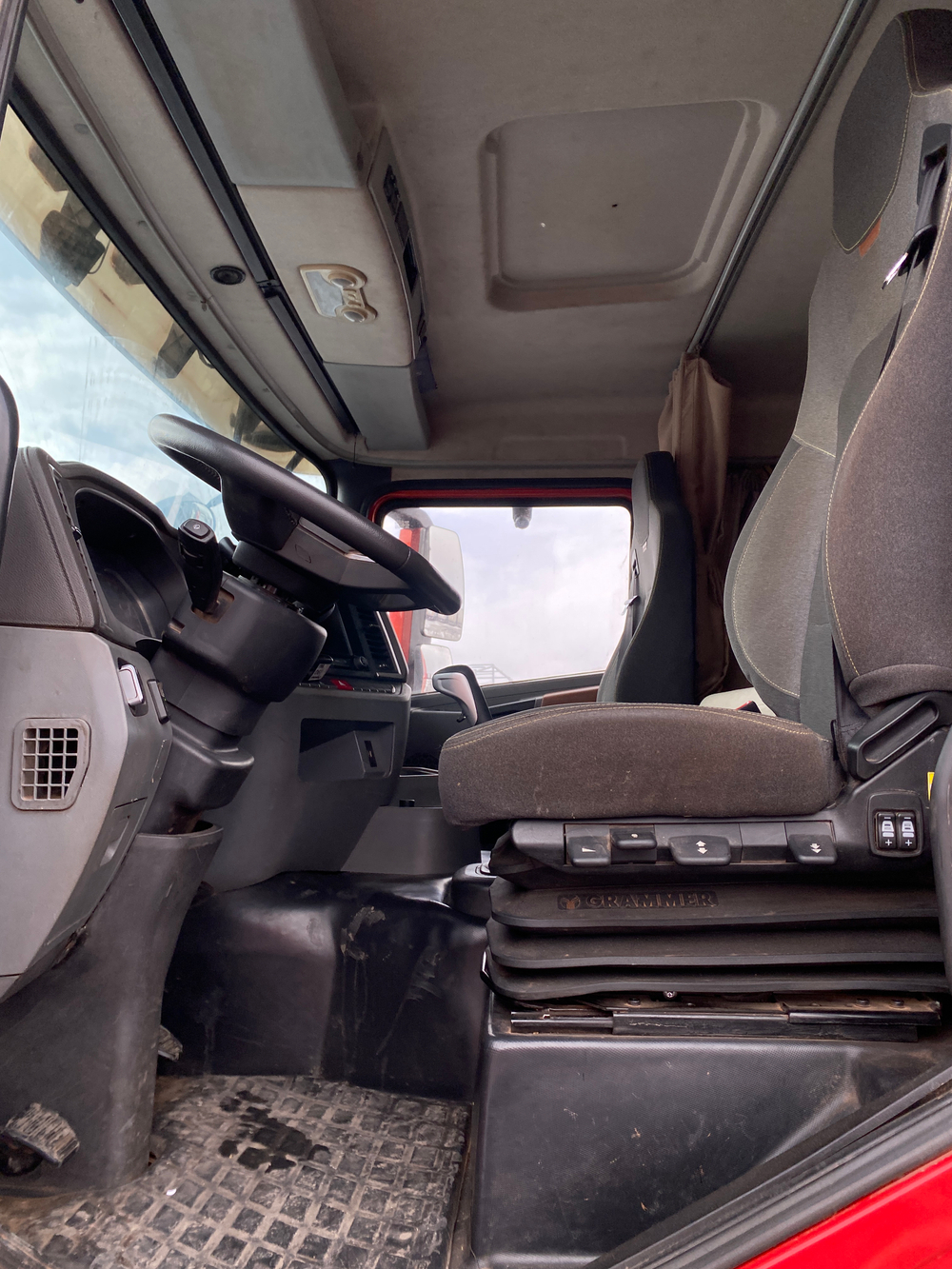 Shacman (Shaanxi) SX* 6x6 Сортиментовоз 3258B2 (Дизельный, 11,6 л, 423 л.с., МТ)