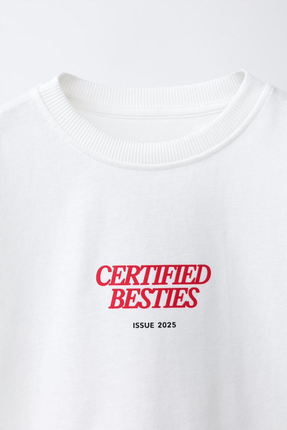 ZARA ФУТБОЛКА С ПРИНТОМ «СОБАКИ», БЕЛЫЙ