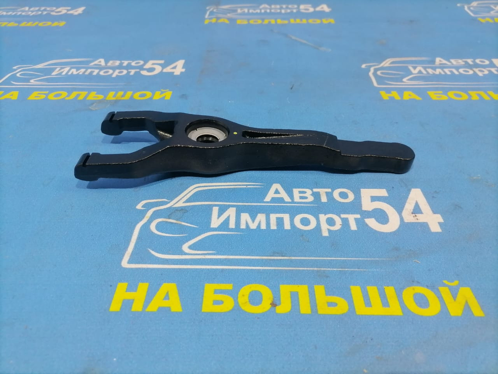 Вилка сцепления TOYOTA HIACE 2019-2023