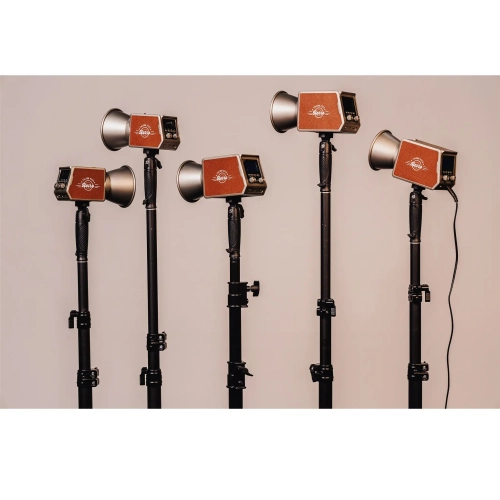 Осветитель светодиодный Falcon Eyes Retro 60B