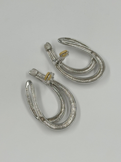 Крупные клипсы Givenchy