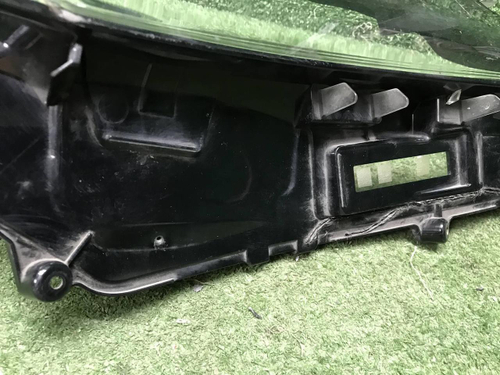 Стекло фары правое Lexus RX 4 (2015-2019)