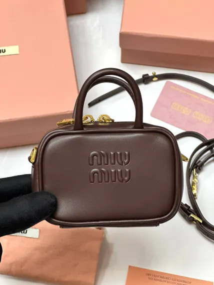 Мини сумка MIU MIU из натуральной кожи в тёмно-коричневом цвете