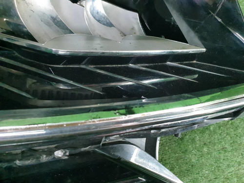 Битая Фара правая Skoda Kodiaq (2016-2022) LED