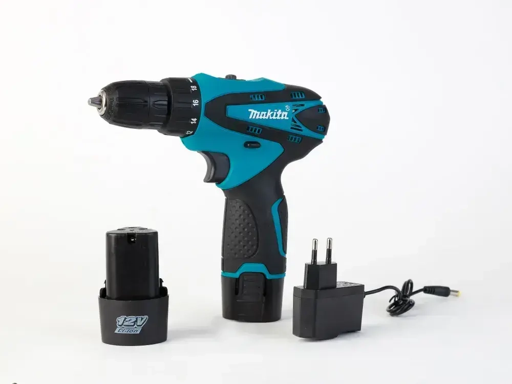 Дрель-Шуруповерт Makita Шуруповерт аккумуляторный 12V, аккумуляторный, Макита 12В, 2 АКБ / Кейс с набором бит, свёрел и головок / шуруповерт с набором инструментов