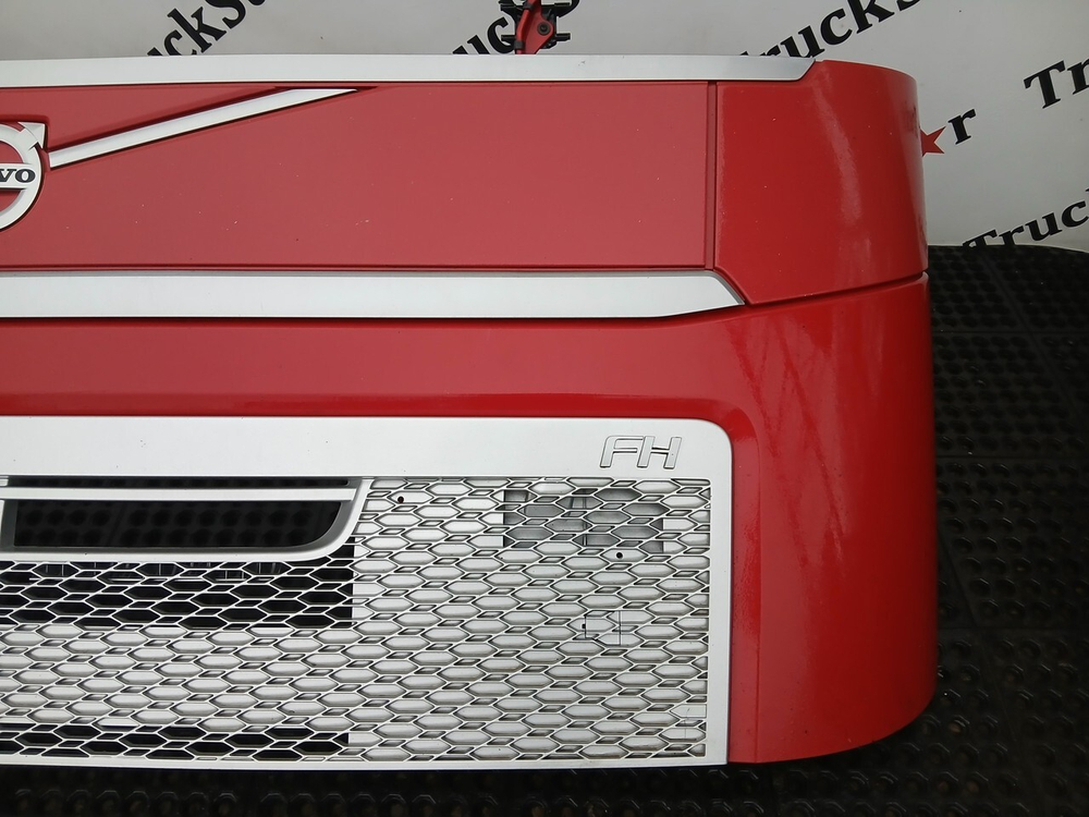 Капот в сборе 2017г.