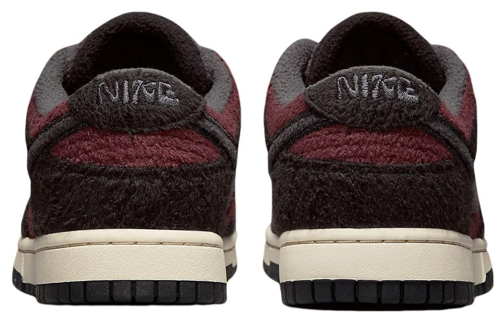 Nike Dunk Low Se "Fleece Burgundy Crush" Women"s