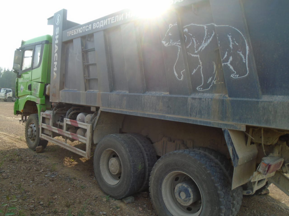 Shacman (Shaanxi) SX* 6x6 Самосвал SX32586T385 (Дизельный, 11,6 л, 369 л.с., МТ)