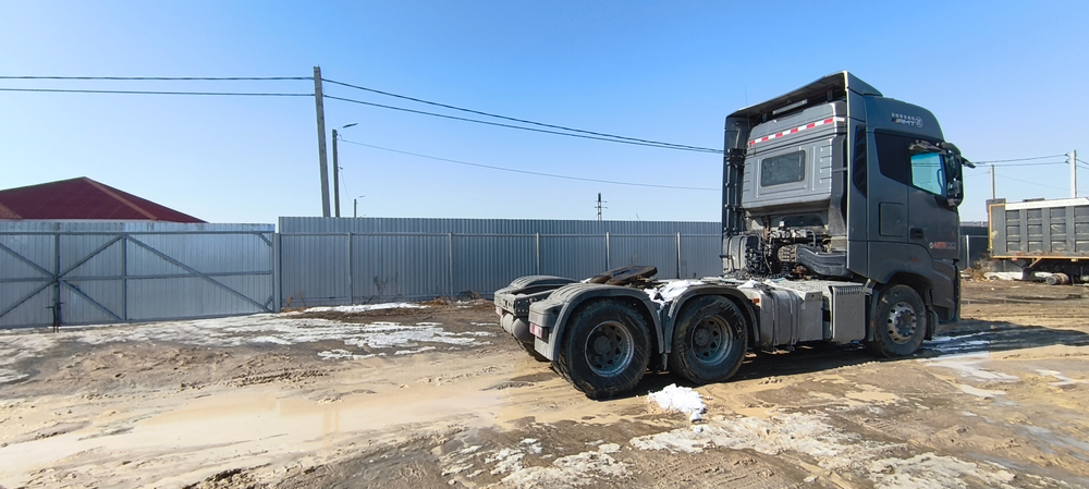 Foton AUMAN Galaxy 6x4 Седельный тягач BJ4259Y6DHL-12 (Дизельный, 12,9 л, 578 л.с., АТ)