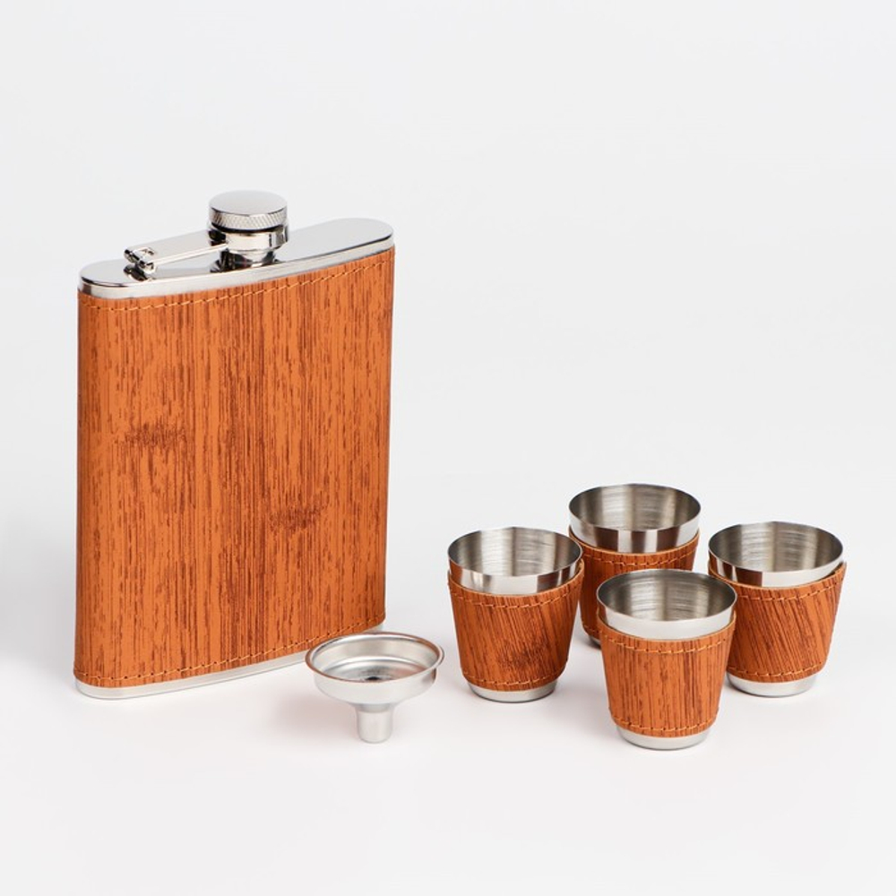 Подарочный набор «Шахматы и фляжка» 7 в 1, металл и искусственная кожа