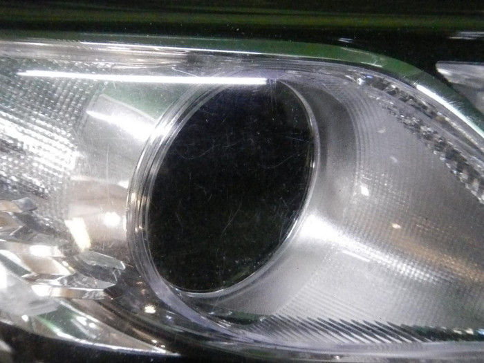 Стекло фары правое Toyota Camry xv70 (2020-н.в.)