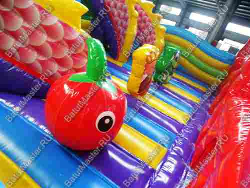 Коммерческий надувной батут "Хижина дракона", 15*8*6,3 м