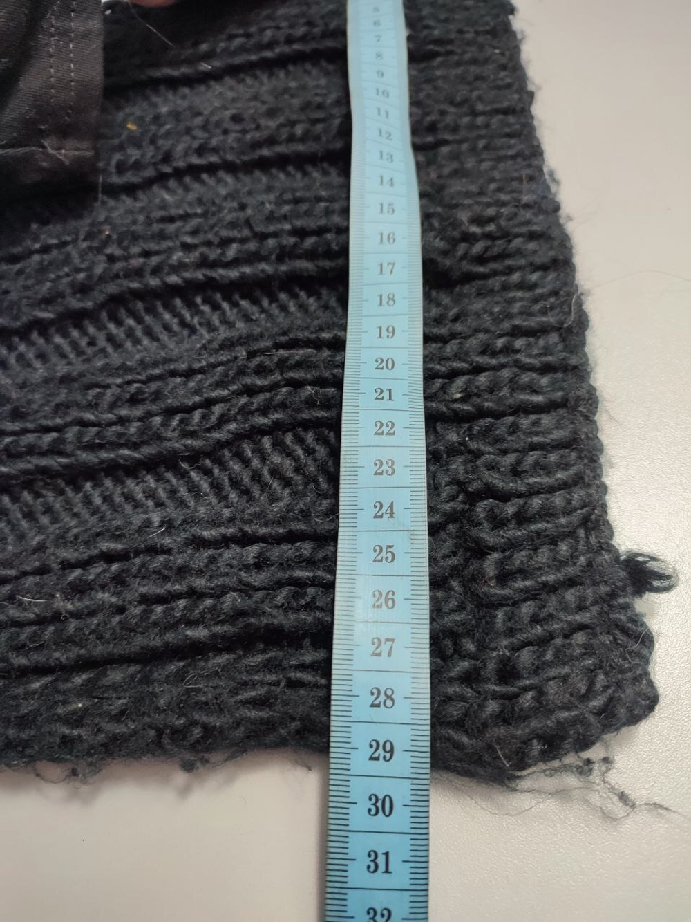 Шарф длинный темный