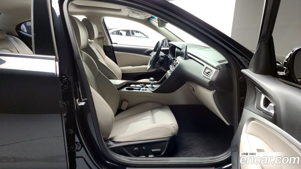 Genesis G70 2.0T AWD (08.2019)