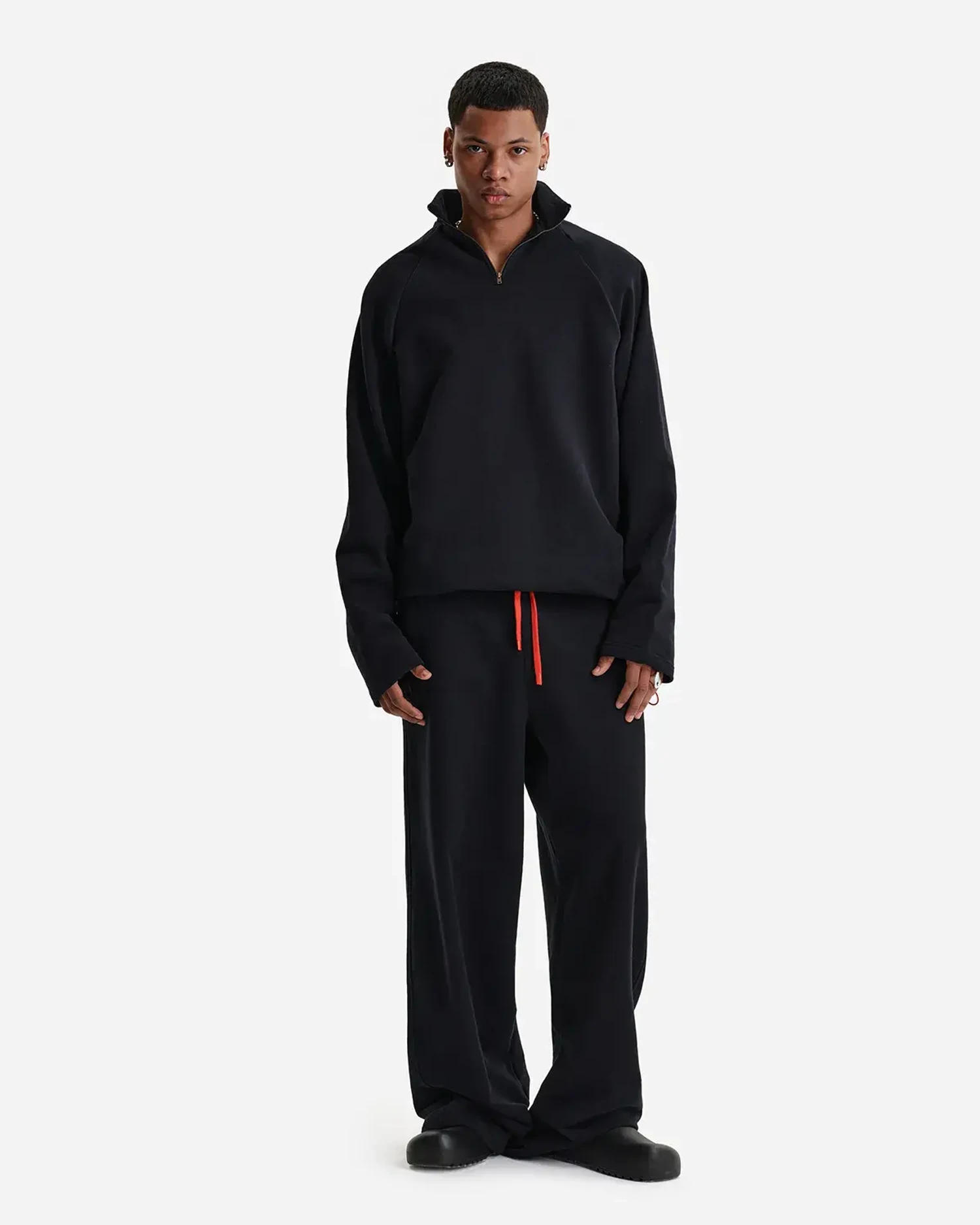 Свитшот на молнии из футера