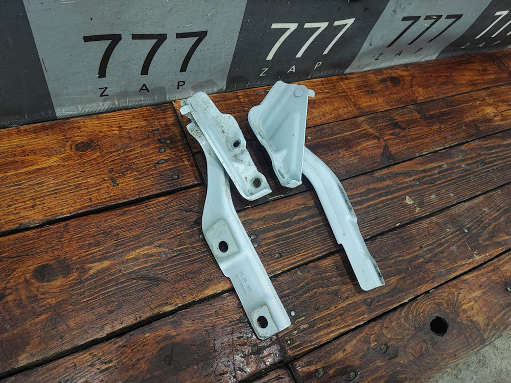 Петли капота комплект Haval Jolion 21-нв Б/У Оригинал 8402108XST01A