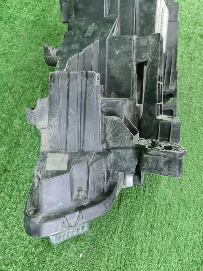 Фара правая Haval F7 (2018-2024) LED